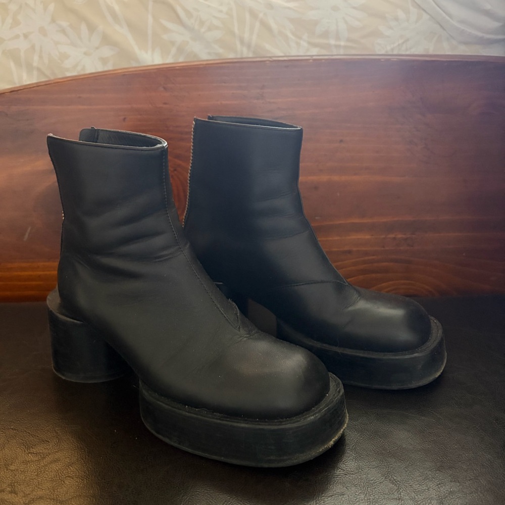 MM6 Maison Martin Margiela Black Ankle Boots - Picture 3 of 9